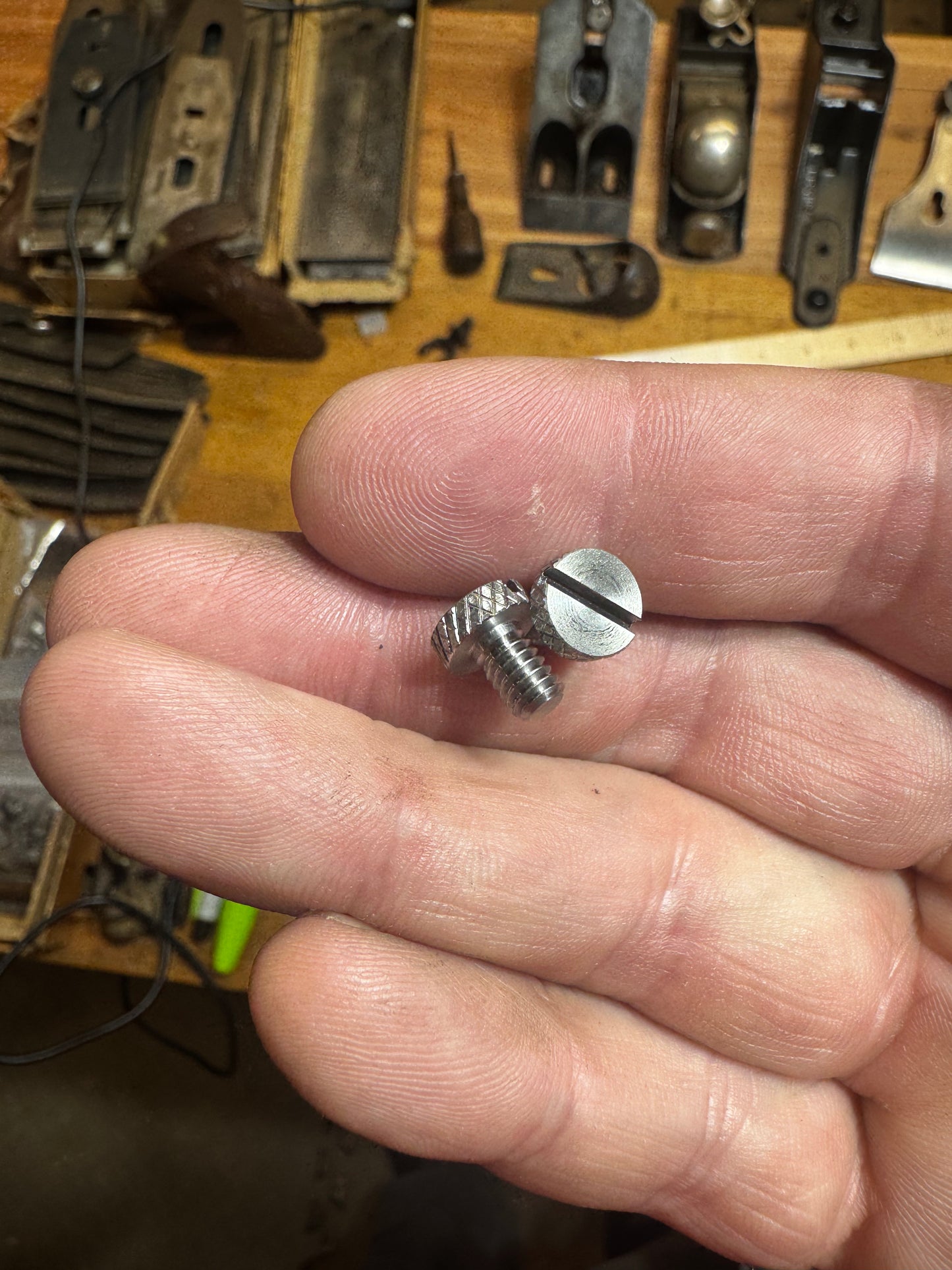Reproduction No140 side plate screws - priced by the pair