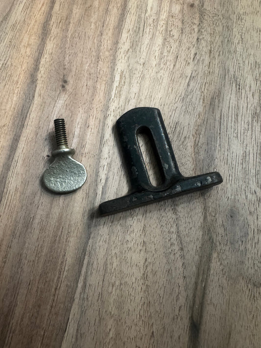 Stanley rabbet plane depth stop & screw - S casting