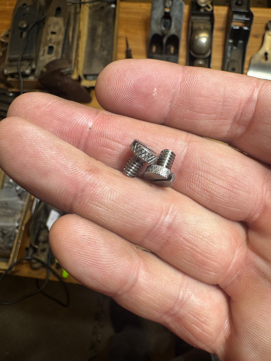 Reproduction No140 side plate screws - priced by the pair